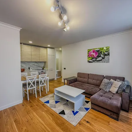 One Bedroom Promenade Apartment Riga Exterior photo
