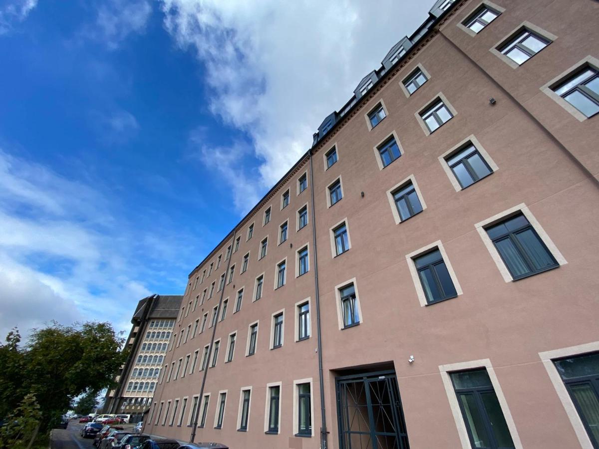One Bedroom Promenade Apartment